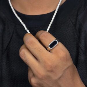 BLACK ONYX SIGNET RING